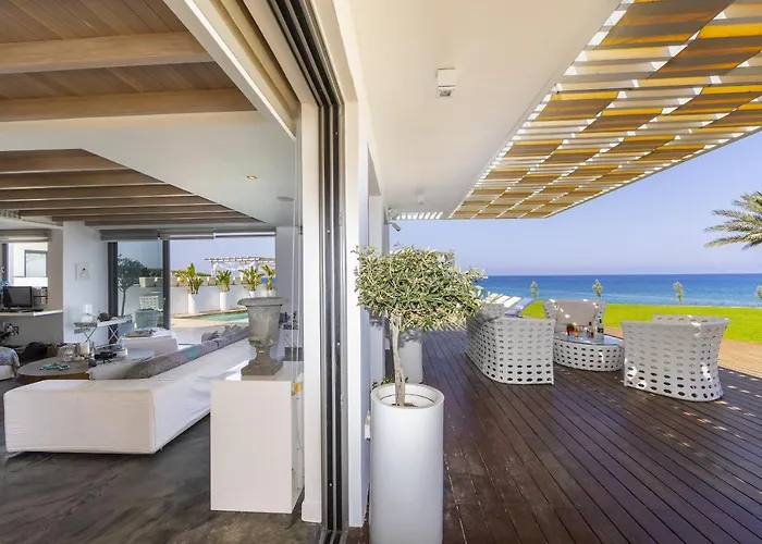 Beachfront Dream Вилла Протарас