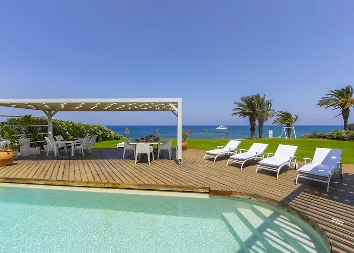 Вилла Beachfront Dream *