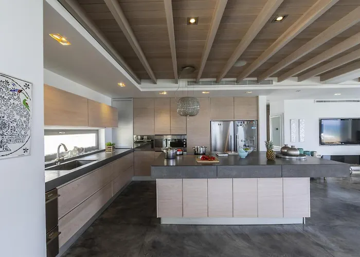 Beachfront Dream Vila Protaras