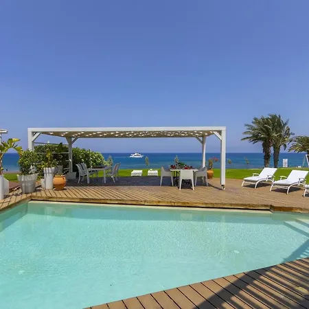 Beachfront Dream * פרוטאראס