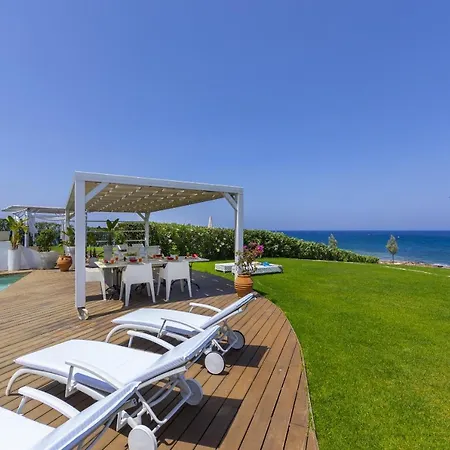 Beachfront Dream Villa