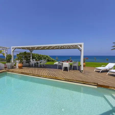 Beachfront Dream Villa