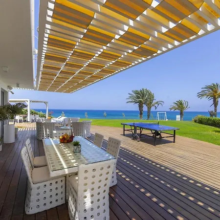 Beachfront Dream *
