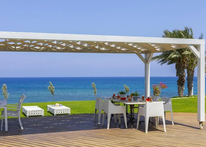 Willa Beachfront Dream *