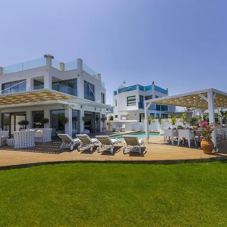 Beachfront Dream * פרוטאראס